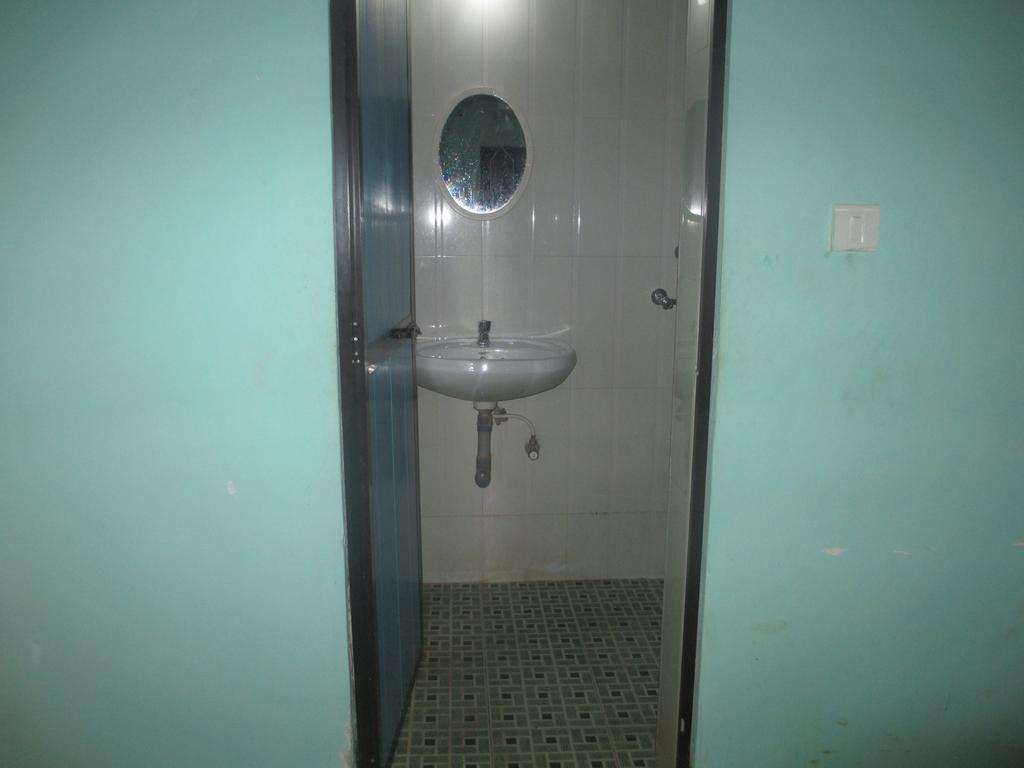 Subhash Guest House Baga Bilik gambar